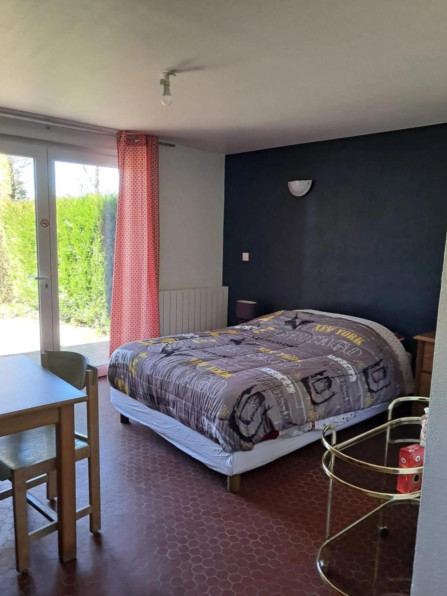 Studio Charmant A Treignac Avec Terrasse De 22 M² Extérieur photo