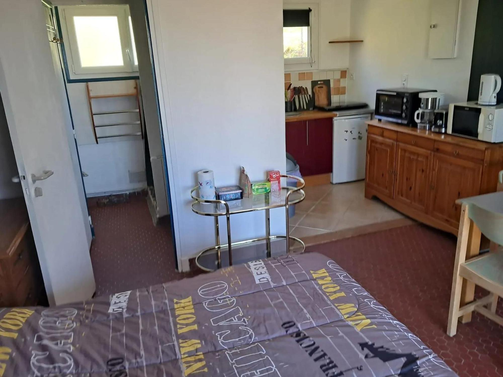 Studio Charmant A Treignac Avec Terrasse De 22 M² Extérieur photo